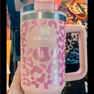 Stanley 40oz tumbler